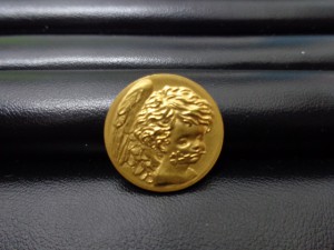 純金(K24)の金のメダルをお買取り致しました大吉鶴見店です。