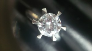 ダイヤモンドを買取りました。