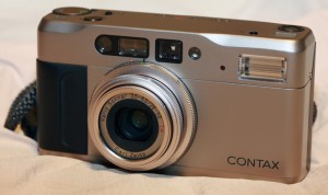コンパクトカメラ