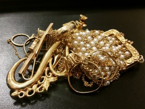 貴金属を高価買取しています。