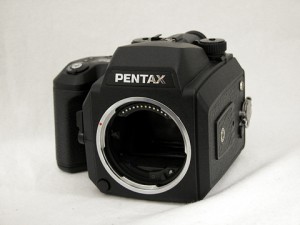 坂戸市の皆様、中判カメラの買取は大吉川越店に