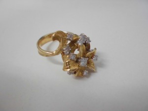 ダイヤ付リングを買取りました。