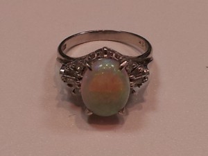 大吉 常陸大宮店で石の付いたリングの買取をしました。