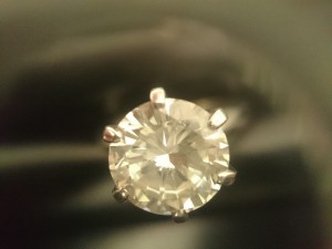 ダイヤモンド　鑑定書なし