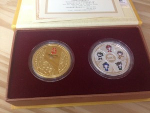 記念メダルを買取致しました。大吉松戸店