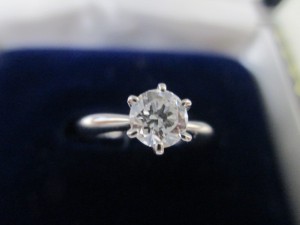 ダイヤモンドの高価買取は千葉市にある大吉稲毛店へ