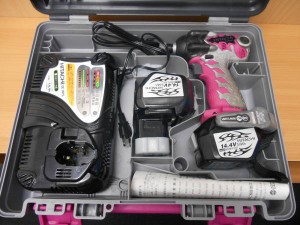 インパクトドライバ　電動ドライバ