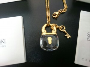 スワロフスキー　お買取いたしました。大吉ミレニアシティ岩出店です。