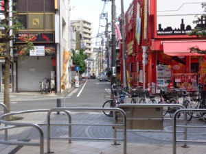 京急鶴見駅東口から大吉鶴見店への道順③