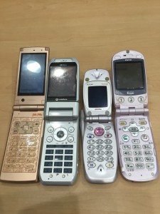 壊れたガラケー