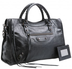 バレンシアガの買取は大吉円山公園店