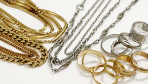 貴金属の買取ならぜひ大吉祖師ヶ谷大蔵店まで。