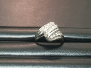 プラチナリング　お買取しました。大吉岩出店