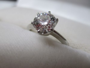 大吉堺東店ではダイヤモンド高価買取