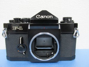キャノンのフィルムカメラ