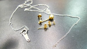 片方だけの金のピアス 千切れた金のネックレス 買取 売る 山口市 宇部市