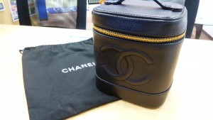 女性の憧れのシャネル　バニティをお買取！山口市の大吉です！