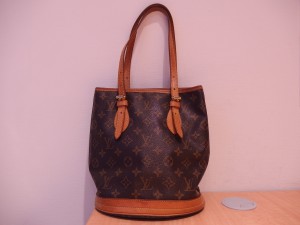 関内伊勢佐木町の大吉です。バッグをお買取りいたしました。