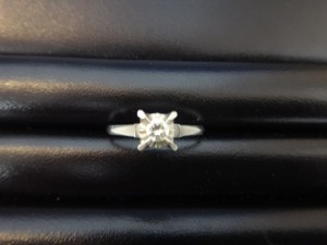 ダイヤモンド、売りたいならキッピーモール三田店へ