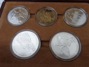 シルバーの外国銭、韓国ウォンの記念銀貨をお買取り致しました大吉鶴見店です。