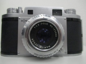 カメラの買取は大吉伊丹店でお待ちしています!