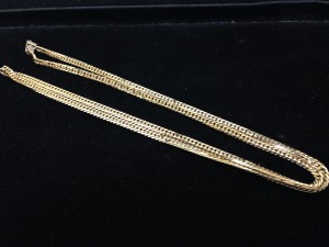 金のネックレスお買取致しました。