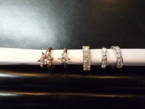 ダイヤモンドリング メレ