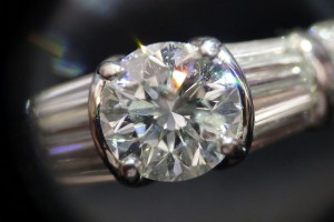 ダイヤモンド 大東市