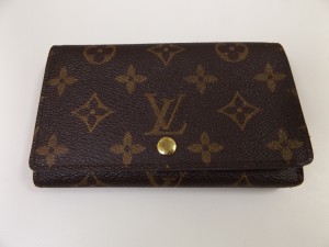 西東京市田無の大吉田無店でLV ルイ・ヴィトンの財布をお買取り致しました。