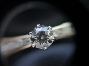 ダイヤの指輪お買取なら吉沼津イシバシプラザ(IP)店