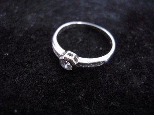 Pt900 0.2ct リング