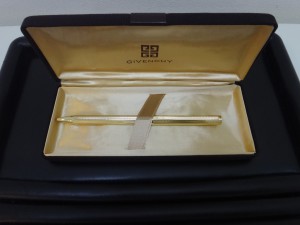 ペン、万年筆の買取りなら　キッピーモール三田店