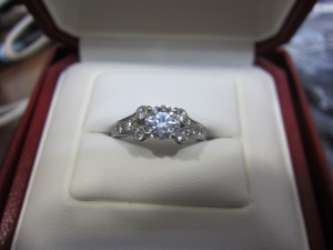 カルティエダイヤリング