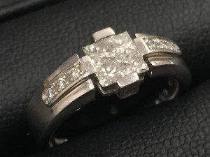 メレダイヤのリング(指輪)もお買取します!売りたい方はぜひ大吉小樽店へお持ちください!