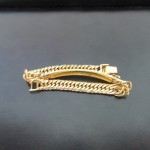 貴金属の映像です。