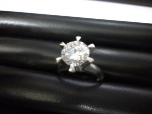 ダイヤモンド　買取　武蔵小杉エリア　大吉新丸子店