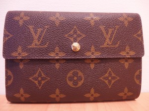 財布の高額買取に挑戦!!関内伊勢佐木町の買取専門店 大吉です。