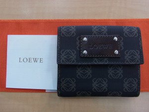 板橋区のお客様よりロエベお買取り。地域No.1高価買取宣言中の大吉東武練馬店です!