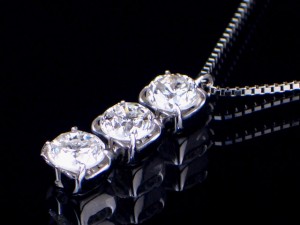 ダイヤの買取なら三重県の大吉サンシパーク桑名店にぜひ！