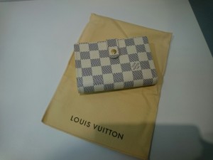 LV アズール がま口 お買取しました。大吉岩出店
