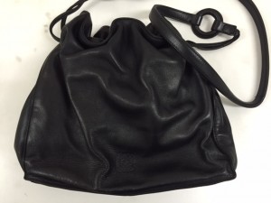 ロエベショルダー