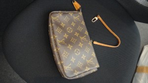 壊れたバック買取