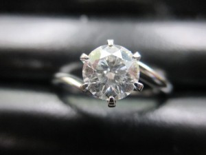 ダイヤ　買取　青森観光通り店