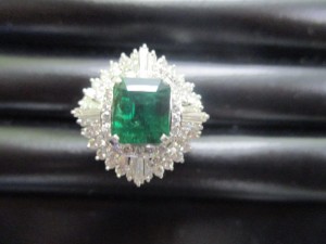 エメラルド,貴金属,買取,青森