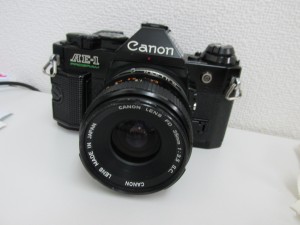 フィルムカメラも買取している天満の大吉天神橋筋商店街店です！