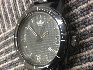 買取　大吉　西院　アディダス　adidas 時計