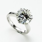 池田市のお客様からダイヤを買取致しました。大吉池田店です。