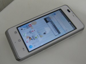 ドコモ docomo SH-02D ホワイト ② (2)