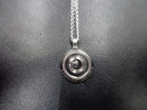 Chopardのハッピースピリットペンダントをお買取り致しました大吉鶴見店です。