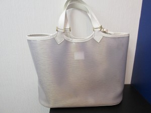 ヴィトンのバッグの買取なら大吉中野店で!!